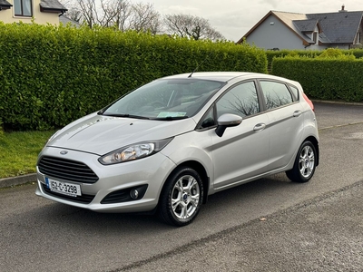 2015 - Ford Fiesta Manual