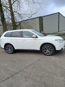 2015 - Mitsubishi Outlander Manual