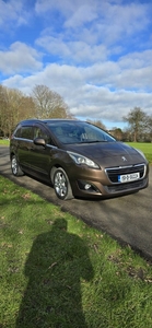 2015 - Peugeot 5008 Automatic