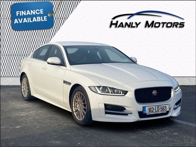 2016 - Jaguar XE Manual