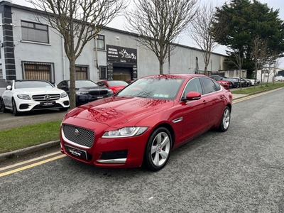 2016 - Jaguar XF Automatic