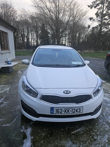 2016 - Kia Ceed Manual