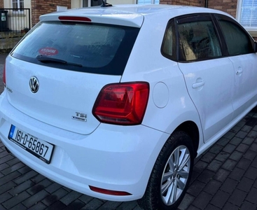 2016 - Volkswagen Polo Automatic