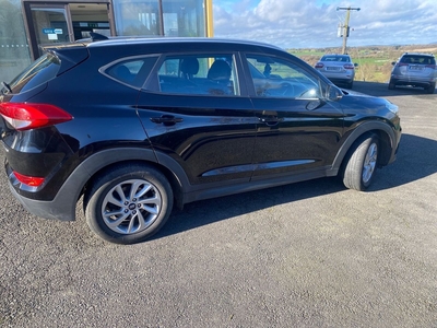 2017 - Hyundai Tucson Manual