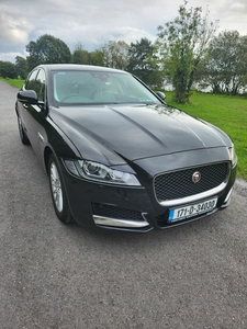 2017 - Jaguar XF Automatic