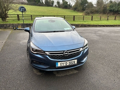 2017 - Opel Astra Manual