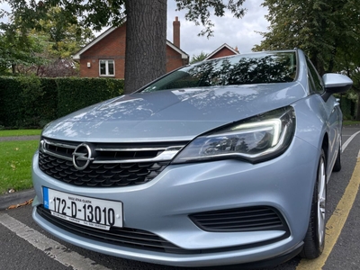 2017 - Opel Astra Manual