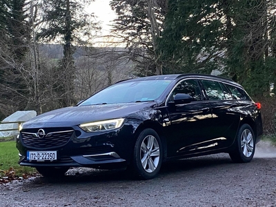 2017 - Opel Insignia Manual