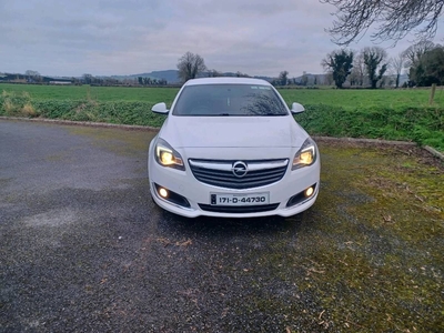 2017 - Opel Insignia Manual