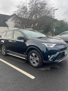 2017 - Toyota RAV4 Automatic