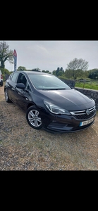 2017 - Vauxhall Astra Manual