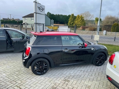 2019 - Mini Cooper Manual