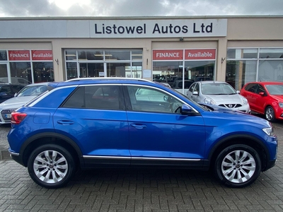 2021 - Volkswagen T-Roc Manual