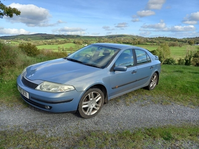 2004 - Renault Laguna Manual