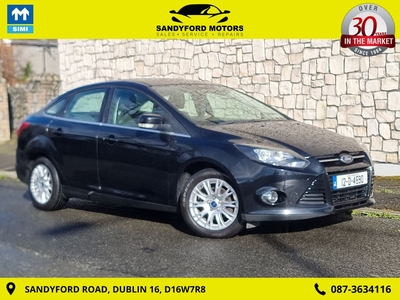 2012 (12) Ford Focus