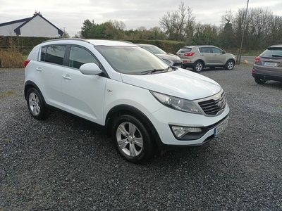 2014 - Kia Sportage Manual