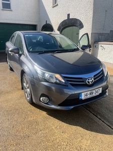 2014 - Toyota Avensis Manual