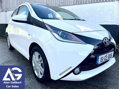 2015 - Toyota Aygo Manual