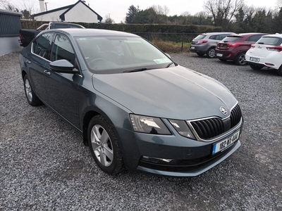 2018 - Skoda Octavia Manual