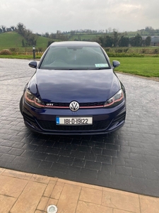 2018 - Volkswagen Golf Manual