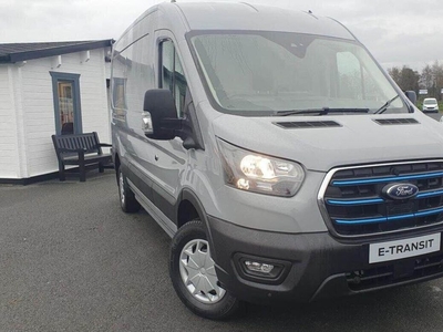 2023 - Ford Transit Automatic