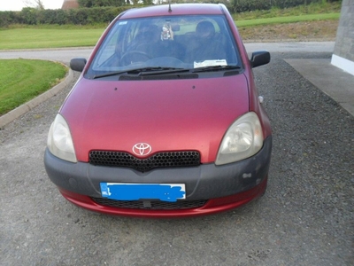 2002 - Toyota Yaris Manual