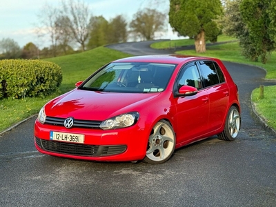 2012 - Volkswagen Golf Manual