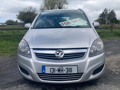 2013 - Vauxhall Zafira ---