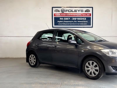 2010 - Toyota Auris Manual