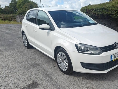 2011 - Volkswagen Polo Automatic