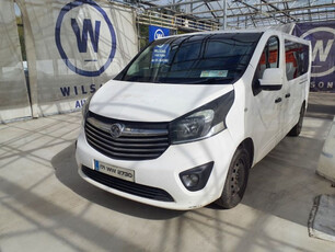 VAUXHALL VIVARO