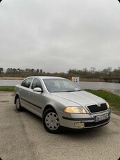 2006 - Skoda Octavia Manual