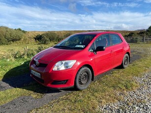 2008 - Toyota Auris ---