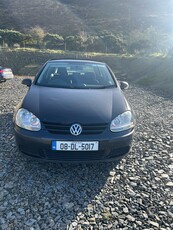 2008 - Volkswagen Golf ---