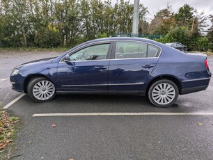 2008 - Volkswagen Passat ---