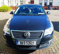 2008 - Volkswagen Passat Manual