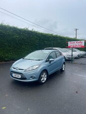 2010 - Ford Fiesta Manual