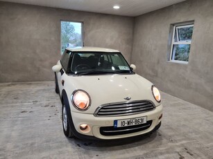 2010 - Mini Cooper