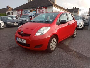 2010 - Toyota Yaris Manual