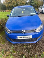 2010 - Volkswagen Polo ---