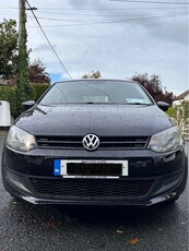 2010 - Volkswagen Polo Manual