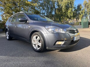 2011 - Kia Ceed Manual