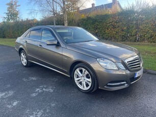 2011 - Mercedes-Benz E-Class Automatic