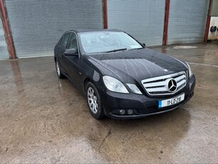 2011 - Mercedes-Benz E-Class Manual