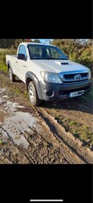 2011 - Toyota Hilux ---