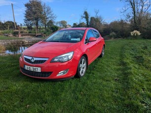 2011 - Vauxhall Astra ---