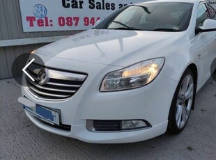 2011 - Vauxhall Insignia ---