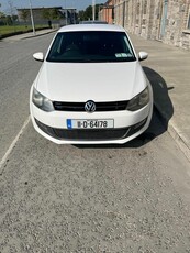 2011 - Volkswagen Polo Automatic