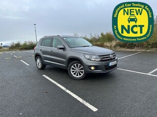 2012 - Volkswagen Tiguan Automatic