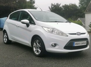 2013 - Ford Fiesta Manual